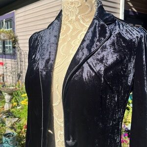 Express -Black velvet jacket- satin trimmed under collar - XS like new